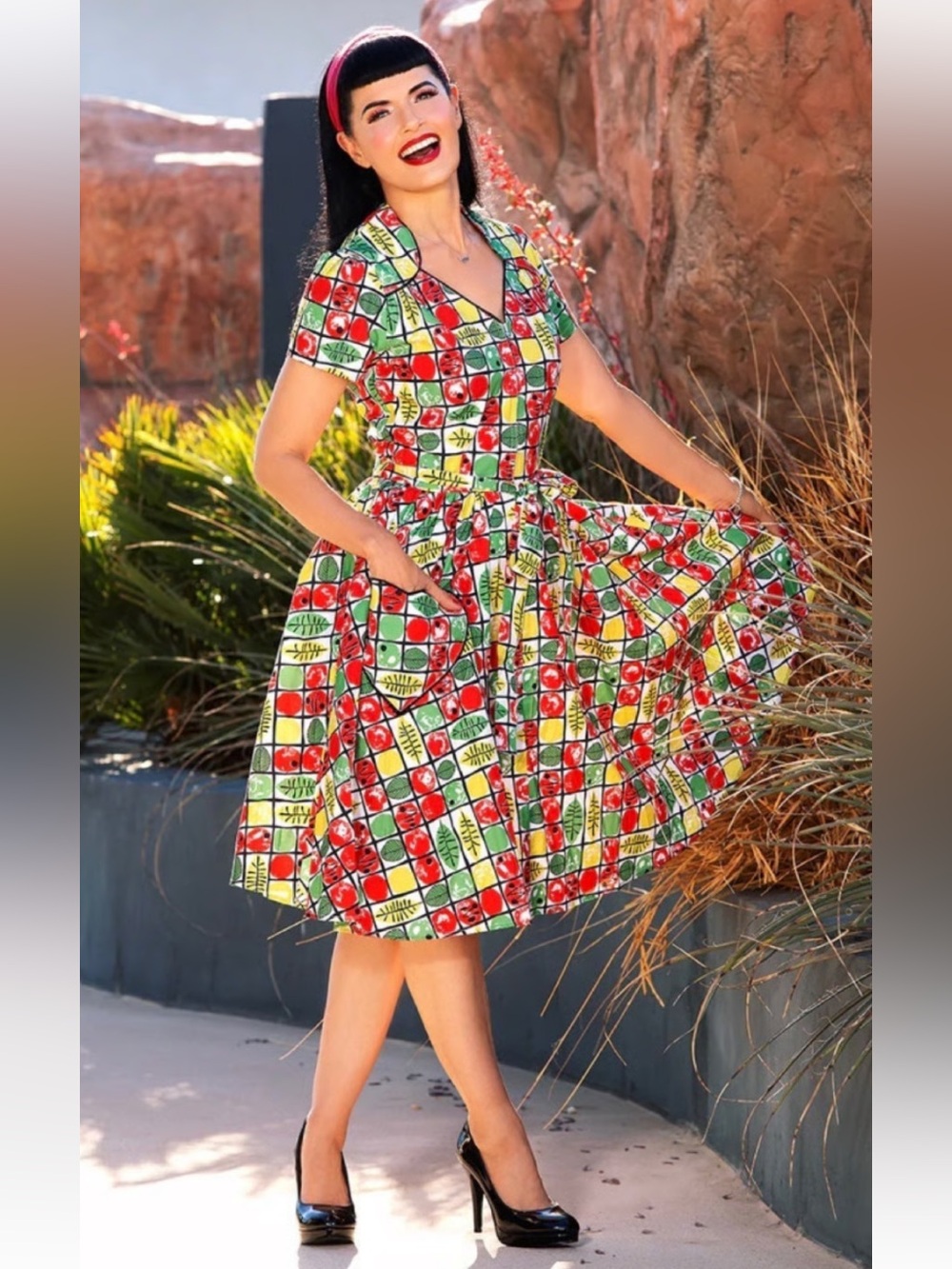 Bernie Dexter “Fruit Salad” Pinup Dress 3XL
Vintage Style Rockabilly Plus Size